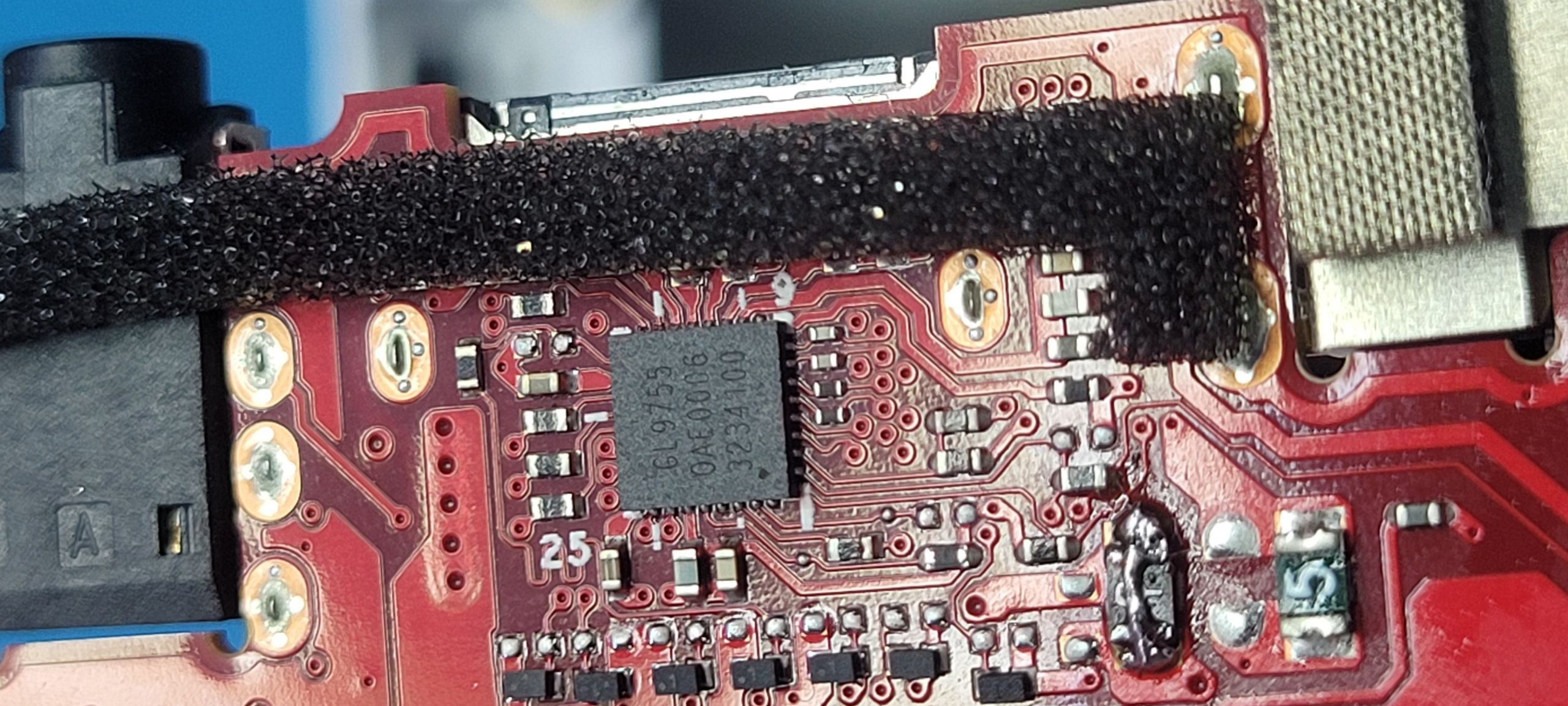 Установка перемычки на предохранитель